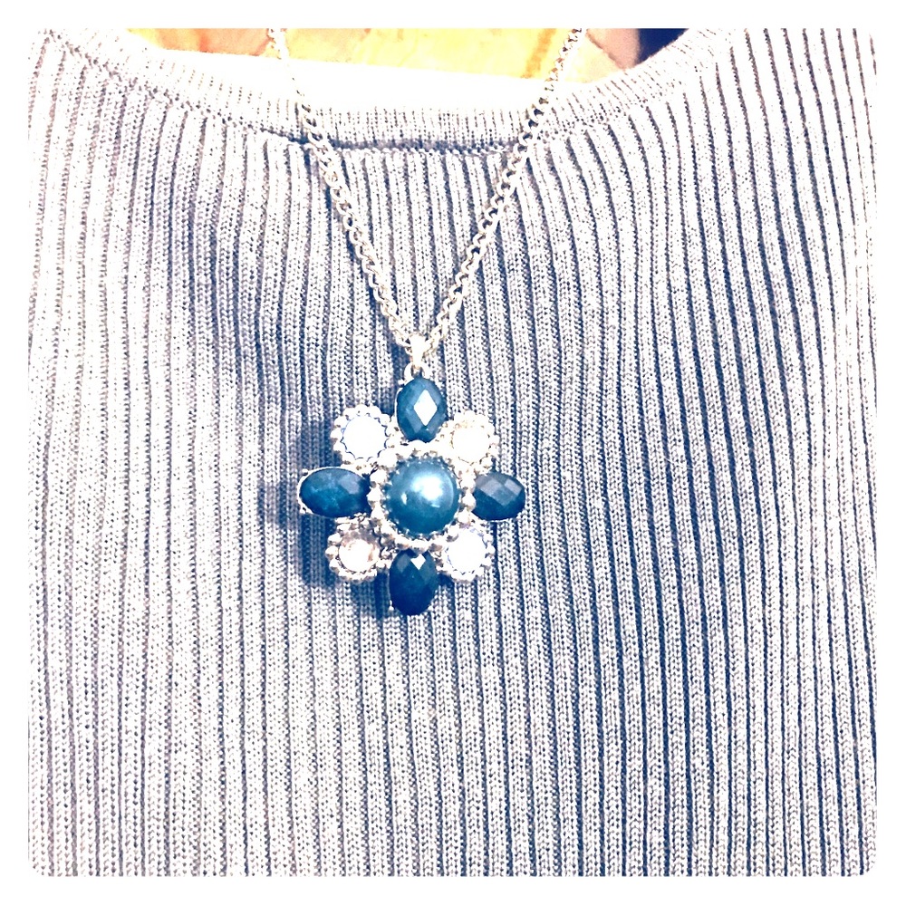Statement necklace. Silver and blue pendant